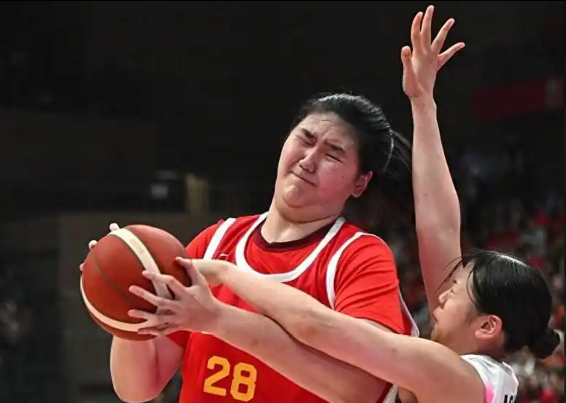 开云中国-数据漂亮但作用有限！女篮天才罚球3中0，球迷：换刘禹彤多好